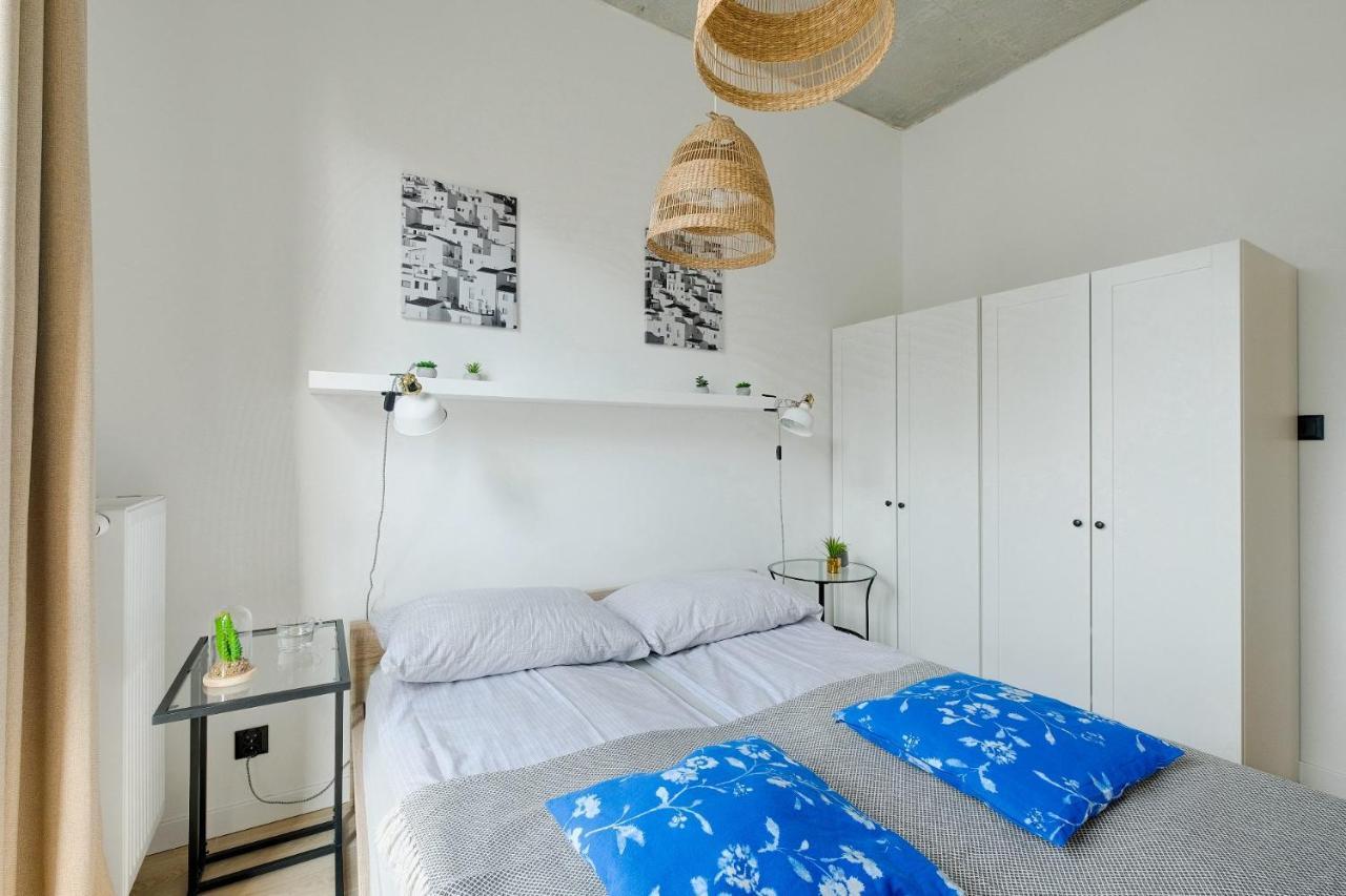 Apartamenty Patriotow 303 Warschau Buitenkant foto